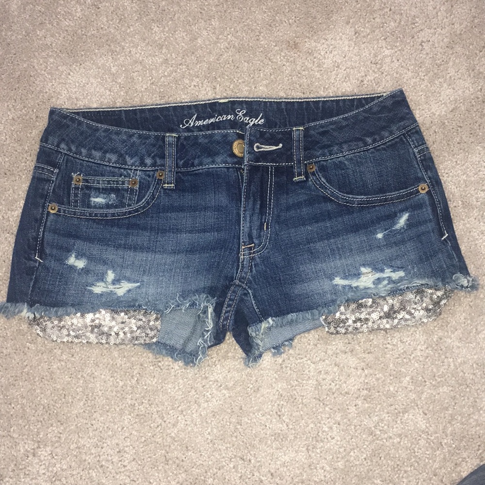 Jean Shorts with sequin pockets